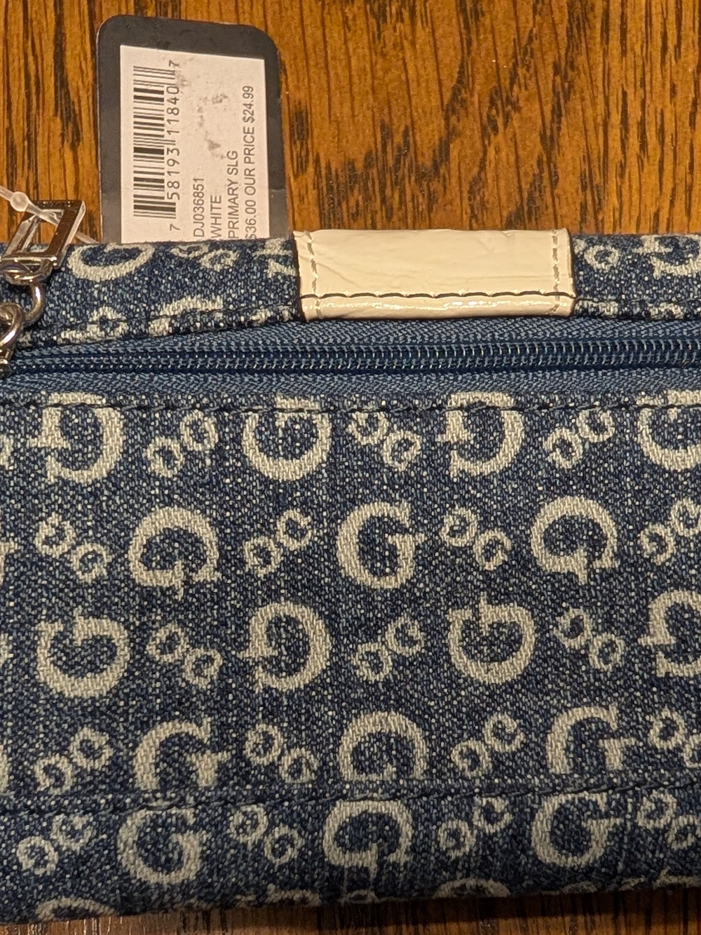 Guess Navy Denim Logo Wristlet and Wallet with White Trim - Picture 4 of 9